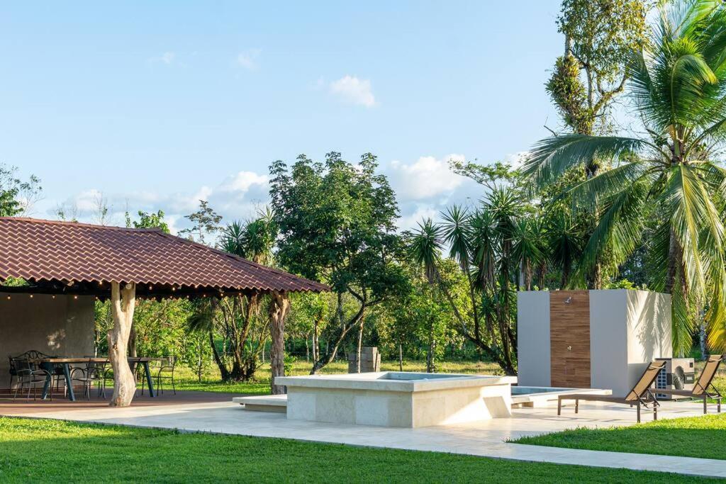 Casa Roble Fortuna La Fortuna Exterior foto