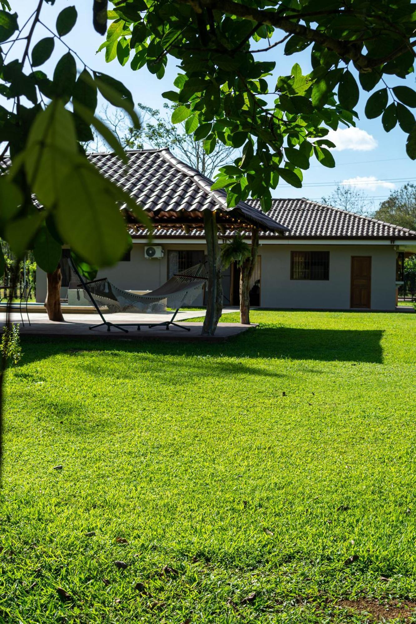 Casa Roble Fortuna La Fortuna Exterior foto